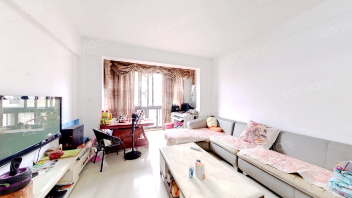 雍华廷二手房实景图