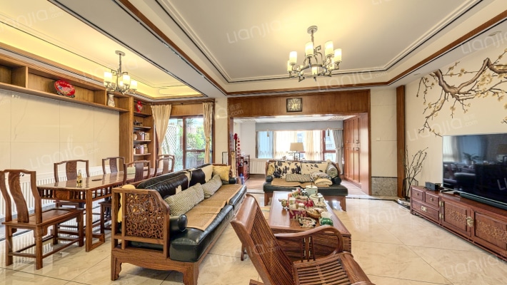 卓越蔚蓝海岸一期二手房实景图