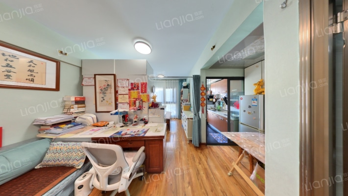 小龙坎新街3到5号二手房实景图