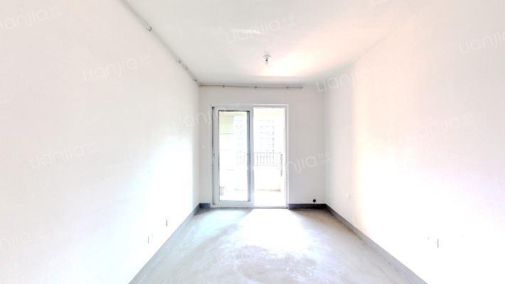 翰宸雅苑二手房实景图