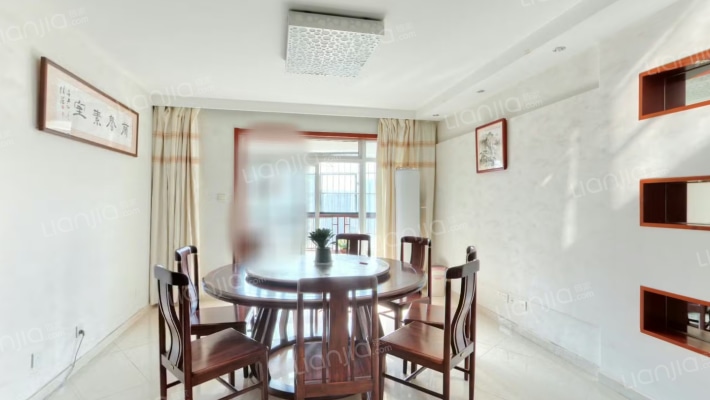 和一花园二手房实景图