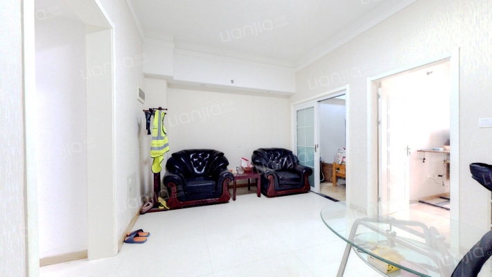 盐城同曦鸣城二手房实景图