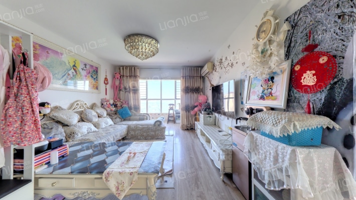 翡翠城二手房实景图