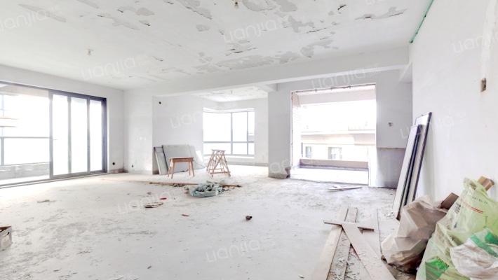 滨江1号公馆二手房实景图