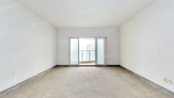 棕榈泉四期二手房实景图