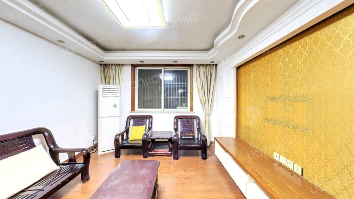 惠政新村A区二手房实景图