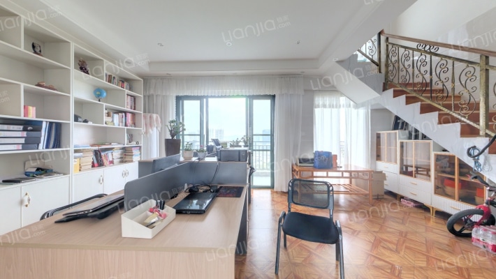 瑞麒一品阳光二手房实景图