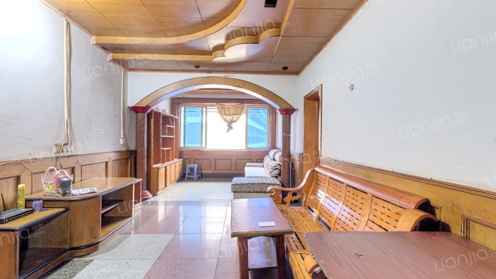 石坪桥横街18号二手房实景图