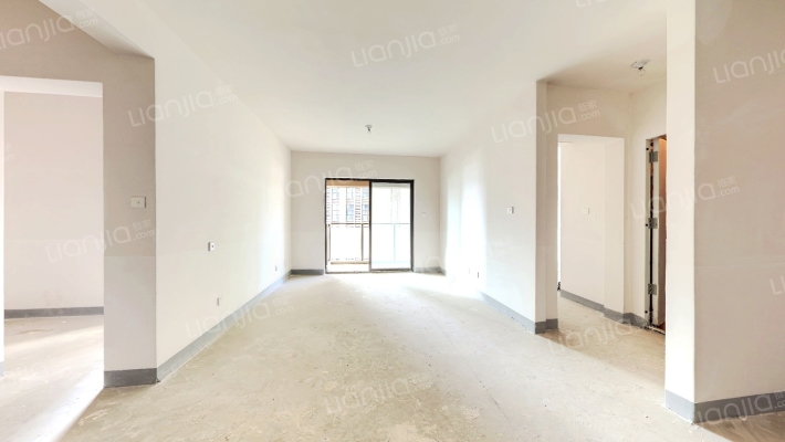 吾悦华府二手房实景图