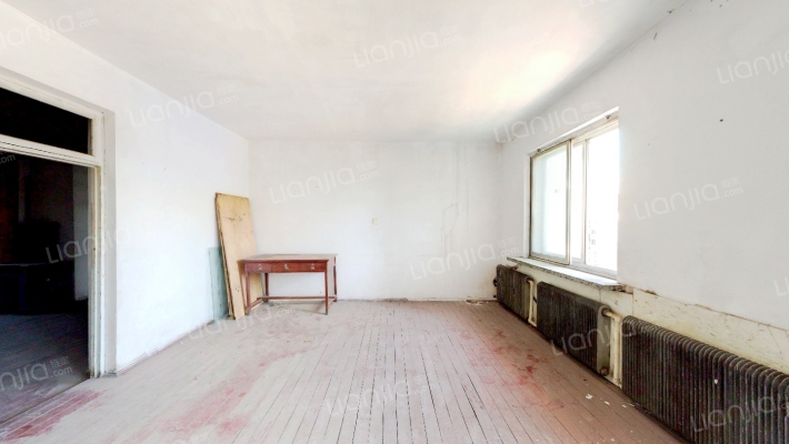 亚明小区二手房实景图