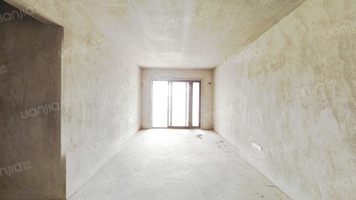 鸣泉谷2期二手房实景图