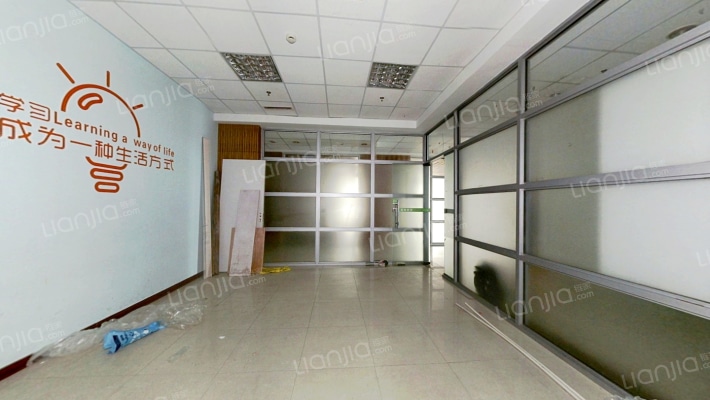 总部大厦二手房实景图