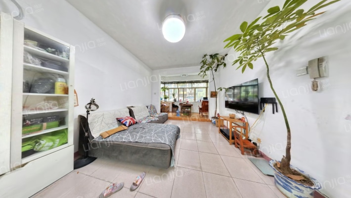 桦润馨居A区二手房实景图