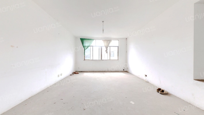 中天花园二手房实景图