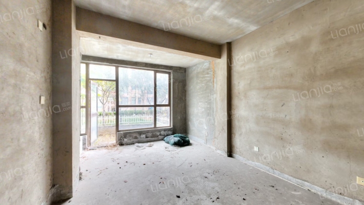 怡天海景C区二手房实景图