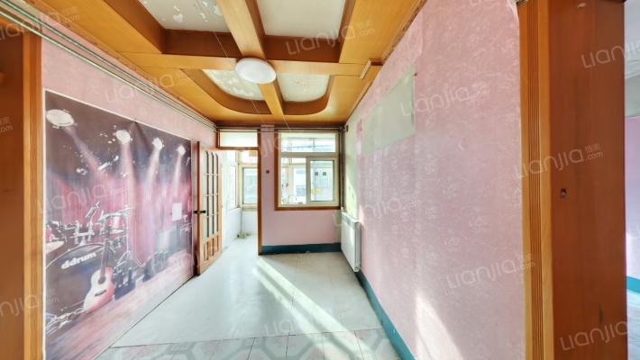 闫铁宿舍二手房实景图