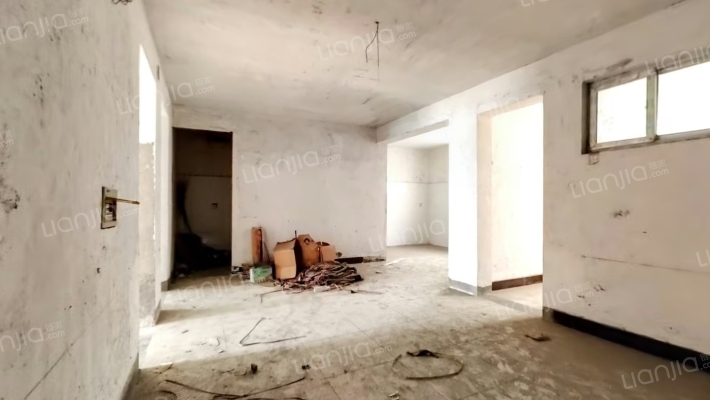 交警队宿舍二手房实景图