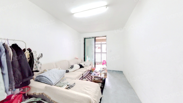 水岸豪庭二手房实景图