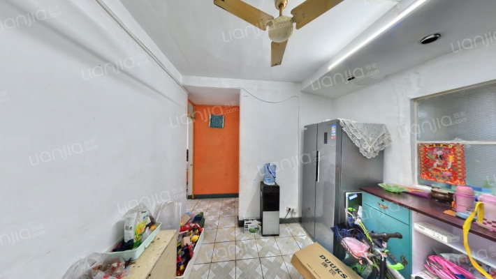 黄河机器制造厂十街坊小区二手房实景图