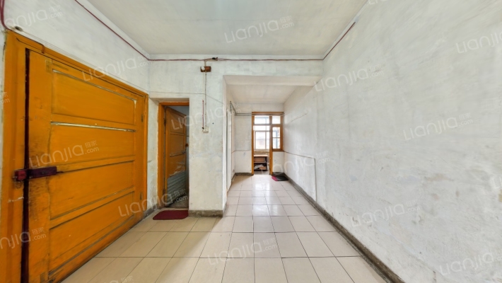 交通路148号院二手房实景图