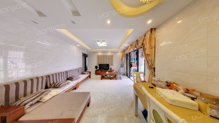 荣基嘉园二手房实景图