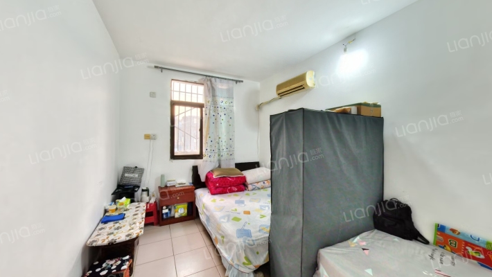 西八路二十四号二手房实景图