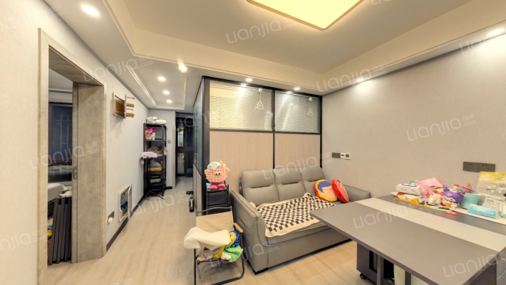 金榜新苑1900弄二手房实景图