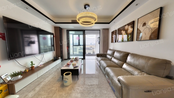 悦年华花园二手房实景图