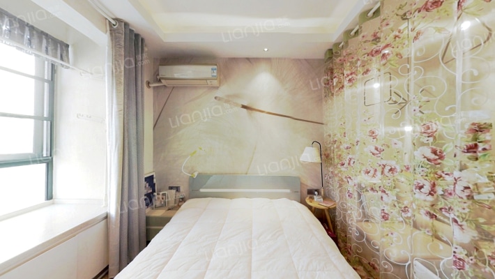 鹿鼎国际红酒城二手房实景图