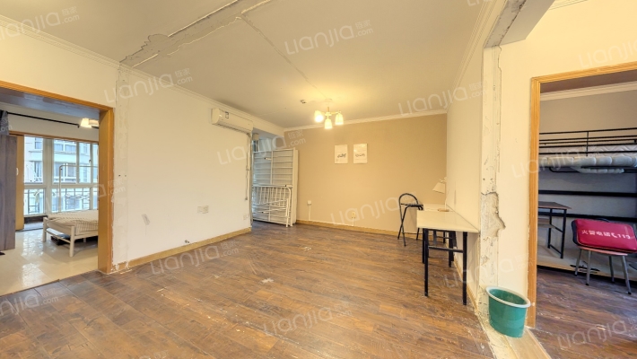 金厦公寓二手房实景图