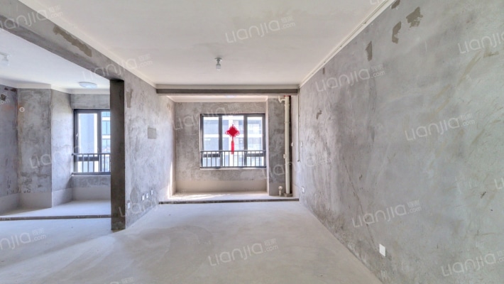 鸿翔湖畔景园二手房实景图