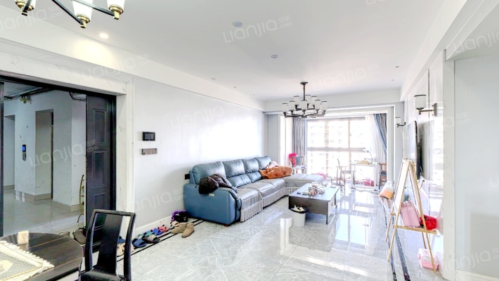 罗西住宅区二组团二手房实景图