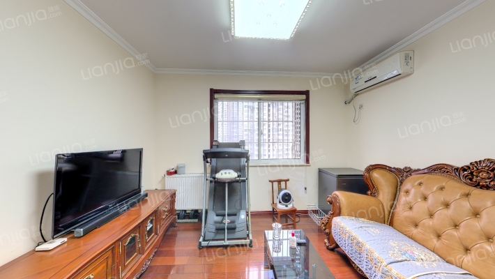 莲花嘉园二手房实景图