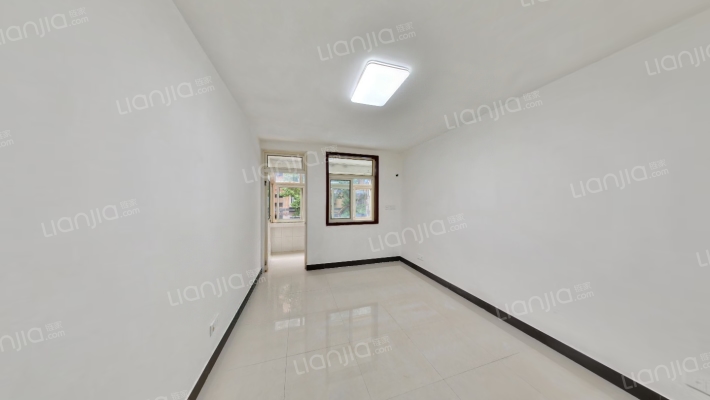 小北门24号院二手房实景图