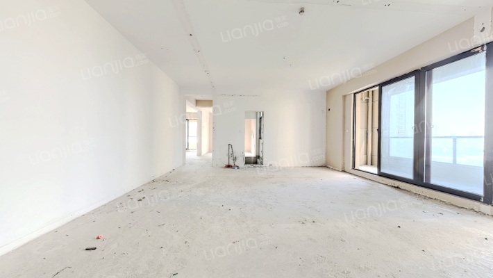 绿地国际金融城二期二手房实景图