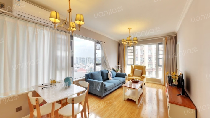 蓝光COCO金沙三期二手房实景图