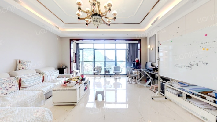 弘宇琉森堡二手房实景图