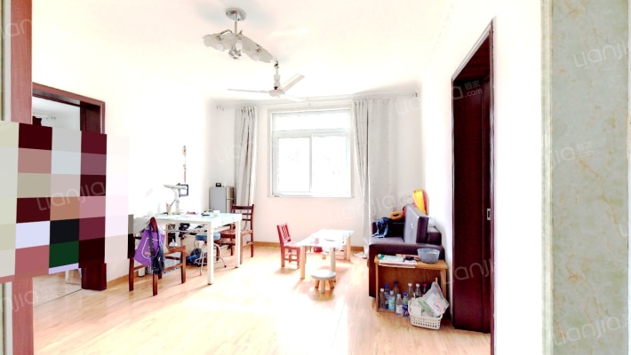 市建三公司小区二手房实景图