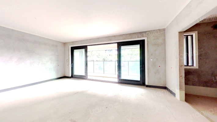 融创溪山春晓一期2地块二手房实景图