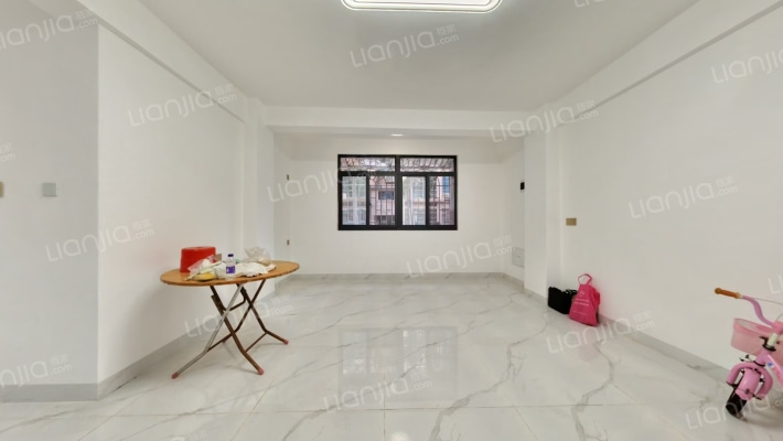 万花坊金城雅舍二手房实景图