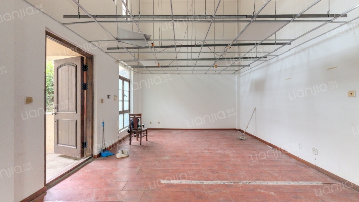 海湾国际名苑二手房实景图