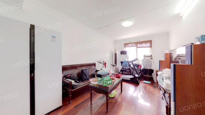 金桥路530弄二手房实景图