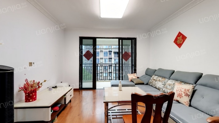 彰泰桃源居二手房实景图