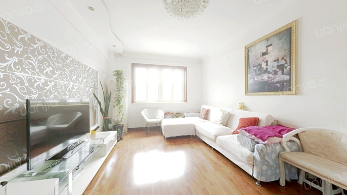 银丰家园泰铭楼二手房实景图