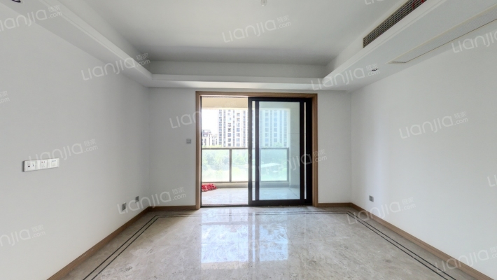 翡丽湾二手房实景图