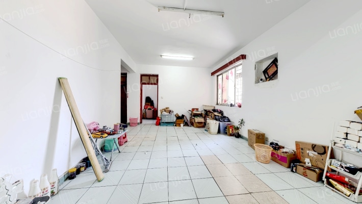 亚百利商住楼二手房实景图