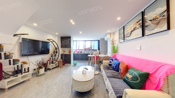 沁芳名苑二手房实景图