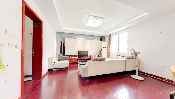 彩虹一村二手房实景图