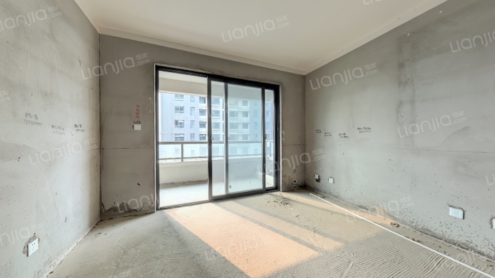 珑耀苑二手房实景图