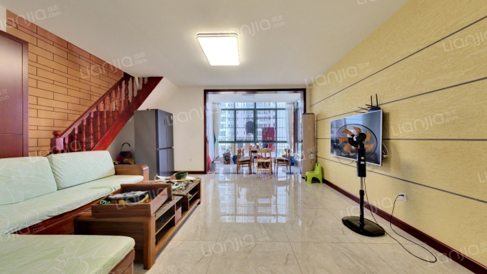 阳光巴洛克·棕榈林二手房实景图